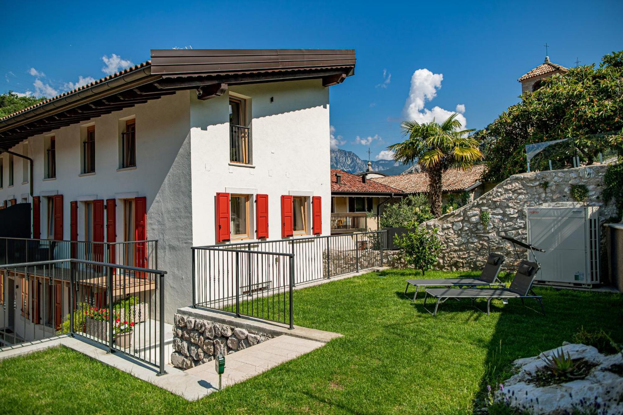 Garda Baldo Apartments_Vivaldi Torbole Sul Garda Exteriér fotografie